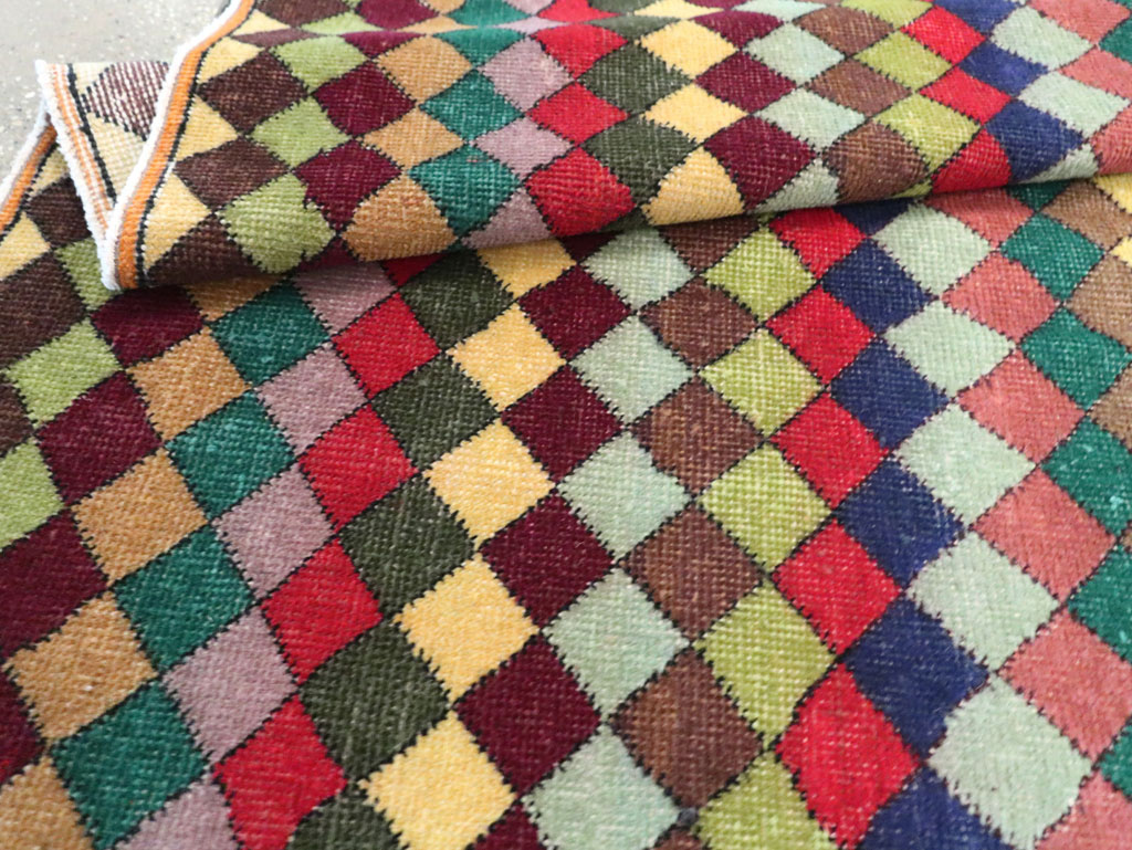 Vintage Turkish Anatolian Accent Rug, No.23825 - Gss