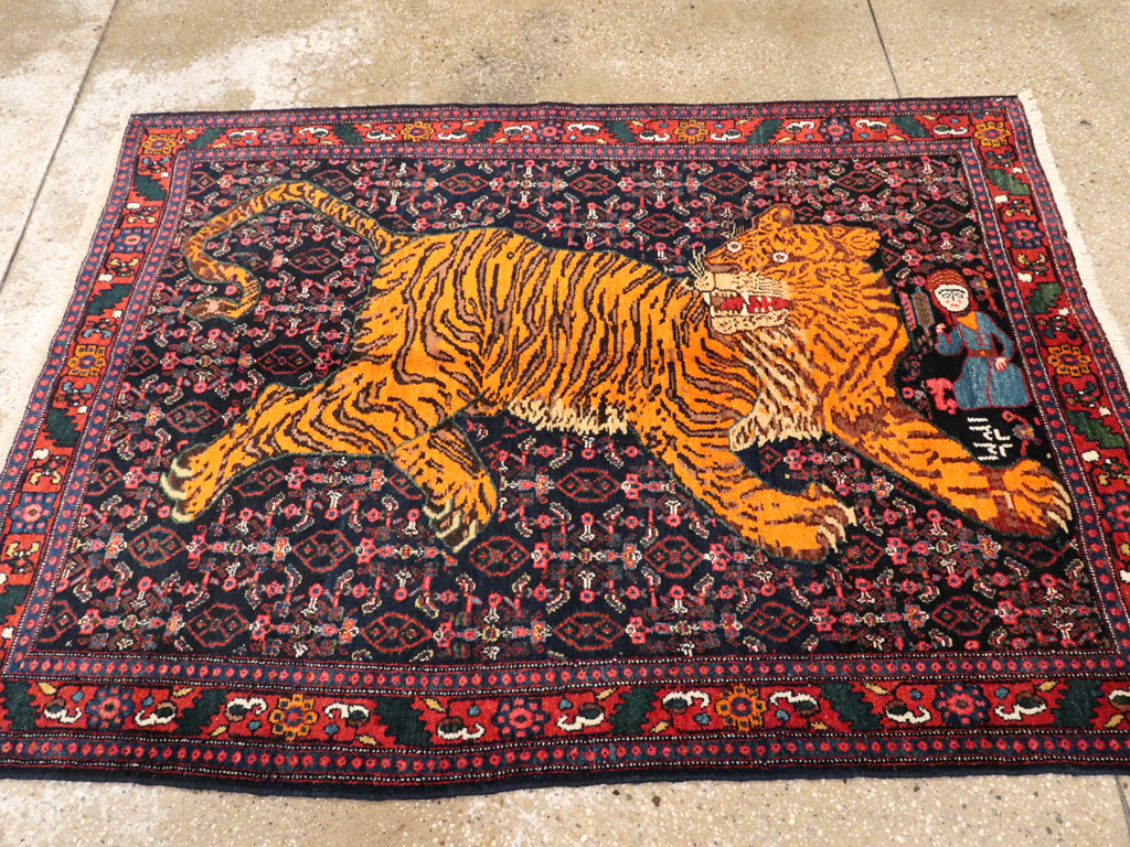 Vintage Persian Senneh Pictorial Rug, No.23836 - Gss