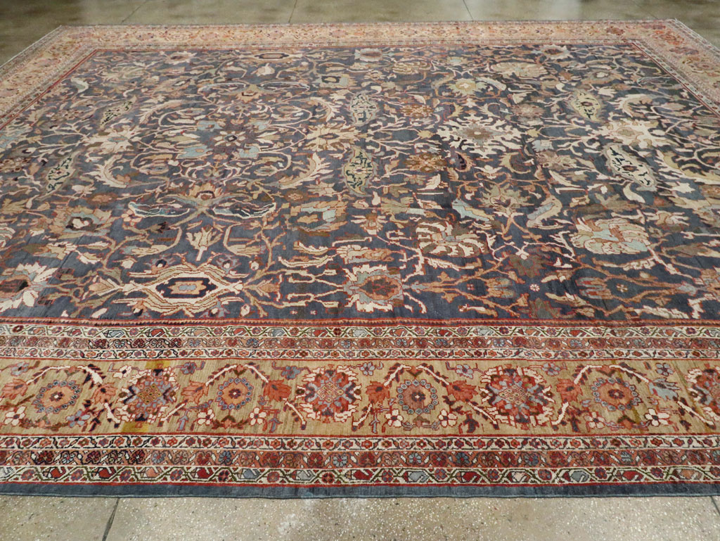 Antique Persian Sultanabad Carpet, No.23882 - Gss