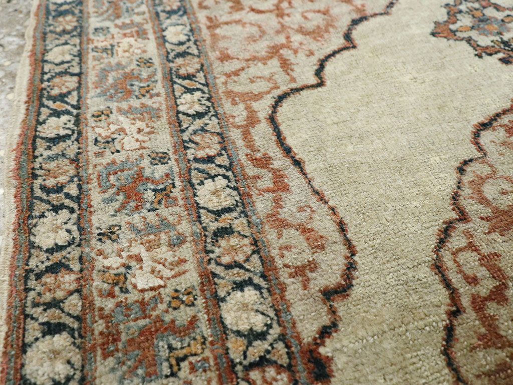 Antique Persian Tabriz Hagi Jalili Rug, No.23925 - Gss