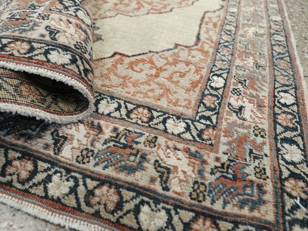 Antique Persian Tabriz Hagi Jalili Rug, No.23925 - Gss