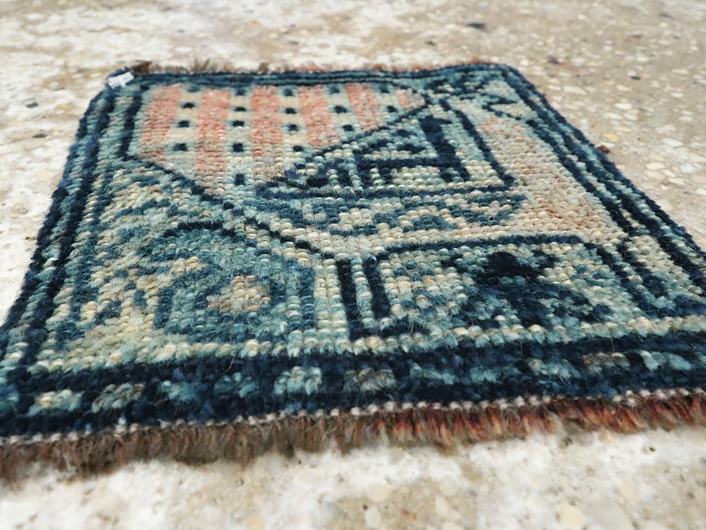Vintage Persian Qashqai Rug, No.23946 - Gss