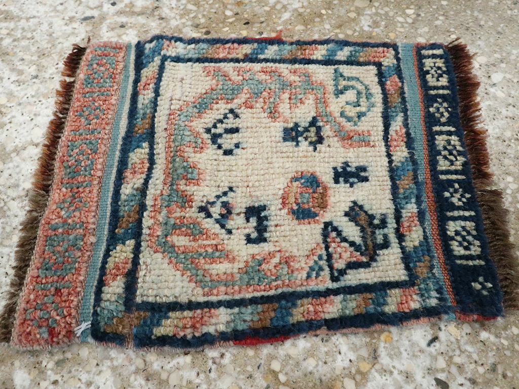 Vintage Persian Qashqai Rug, No.23947 - Gss
