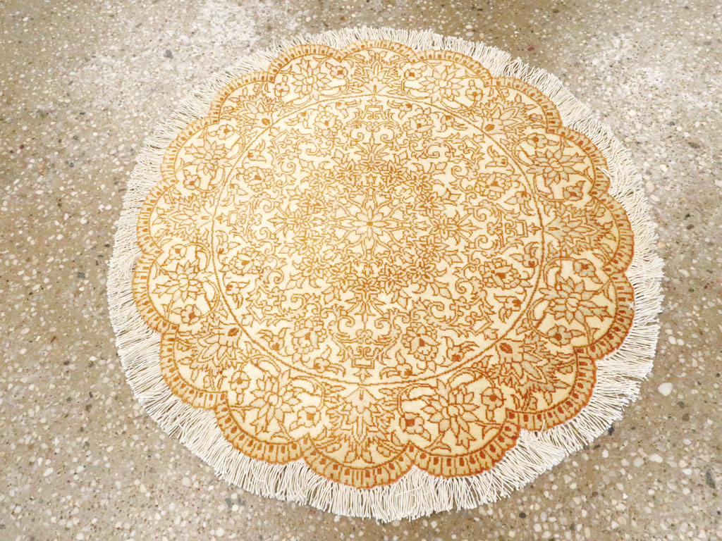 Modern Silk Persian Quom Round Throw Rug, No.23954 - Gss