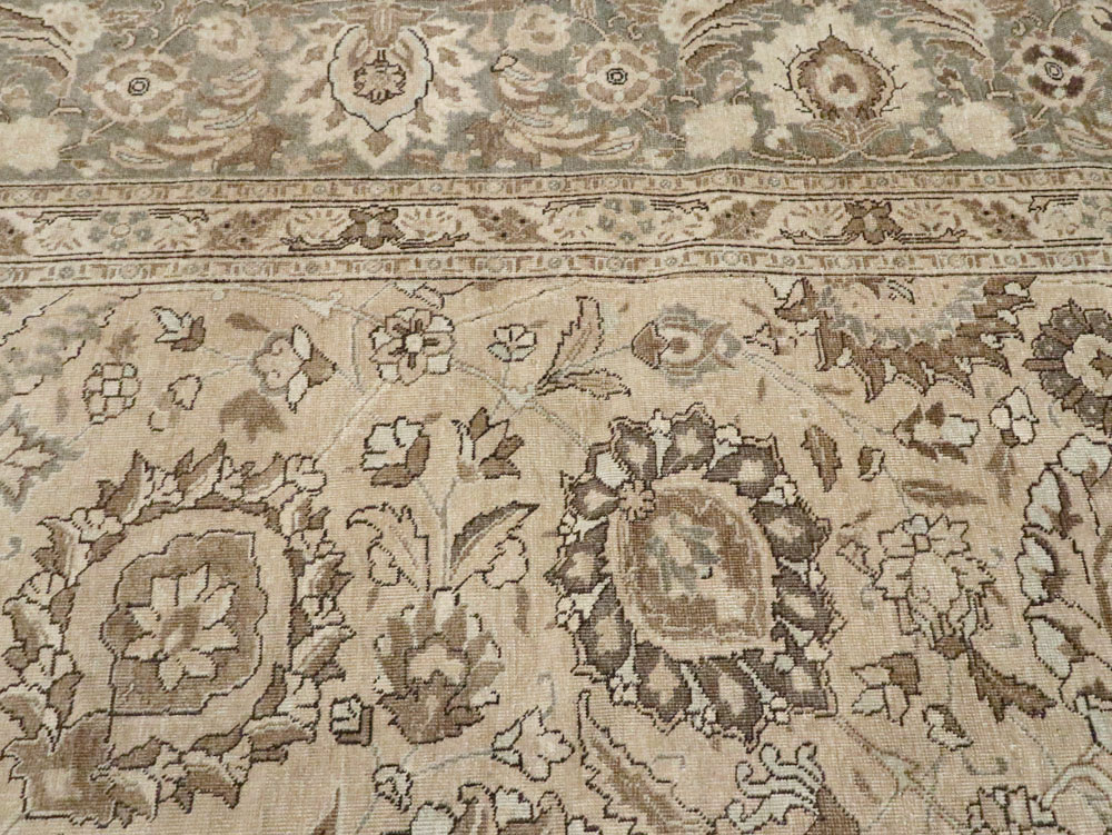 Antique Persian Tabriz Carpet, No.23968 - Gss