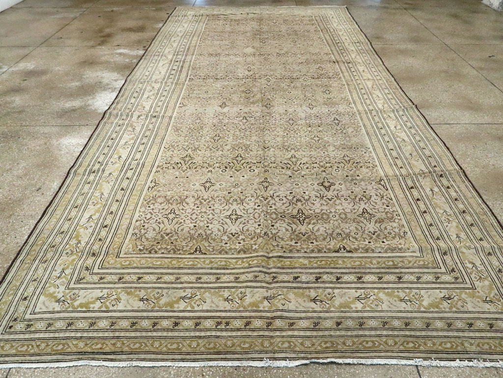 Antique Persian Malayer Gallery Carpet, No.24000 - Gss