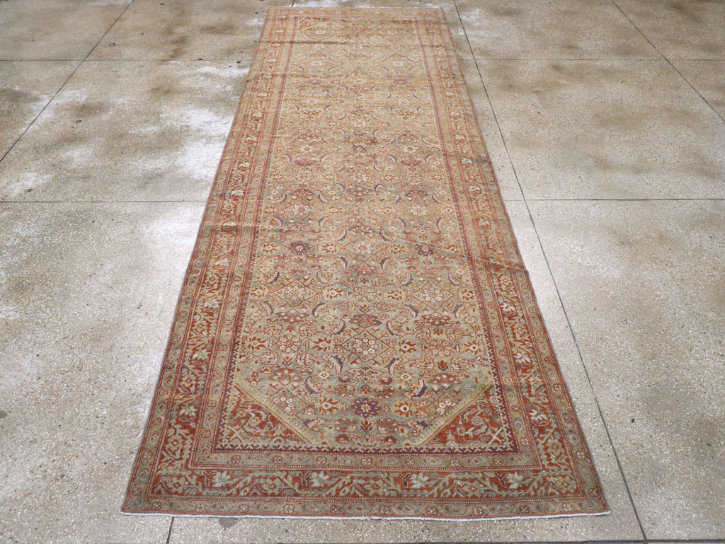 Antique Persian Mahal Gallery Carpet, No.24066 - Gss