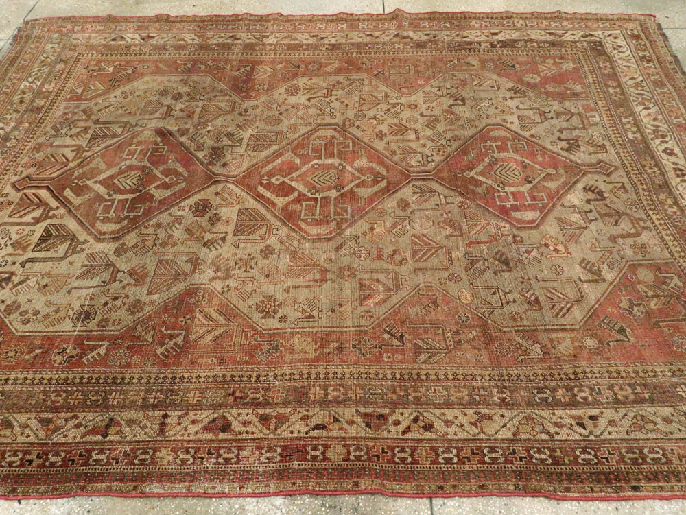 Antique Persian Shiraz Accent Rug, No.24072 - Gss