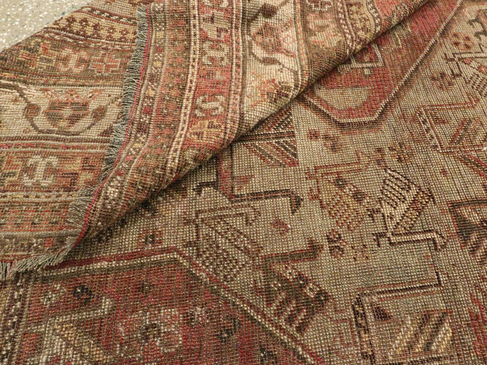 Antique Persian Shiraz Accent Rug, No.24072 - Gss