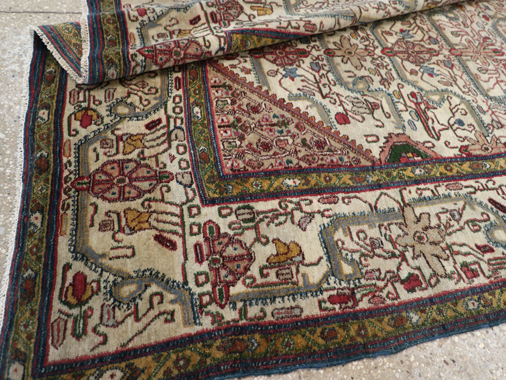 Antique Indian Agra Rug, No.24099 - Gss