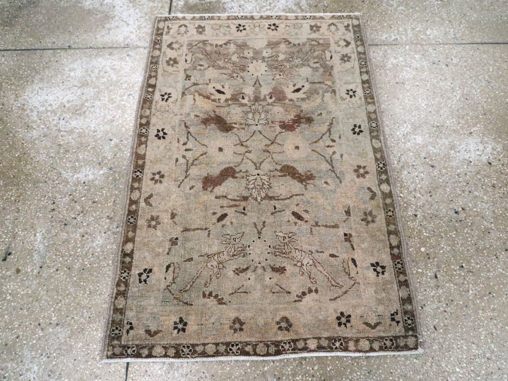 Vintage Persian Sarouk Rug, No.24108 - Gss