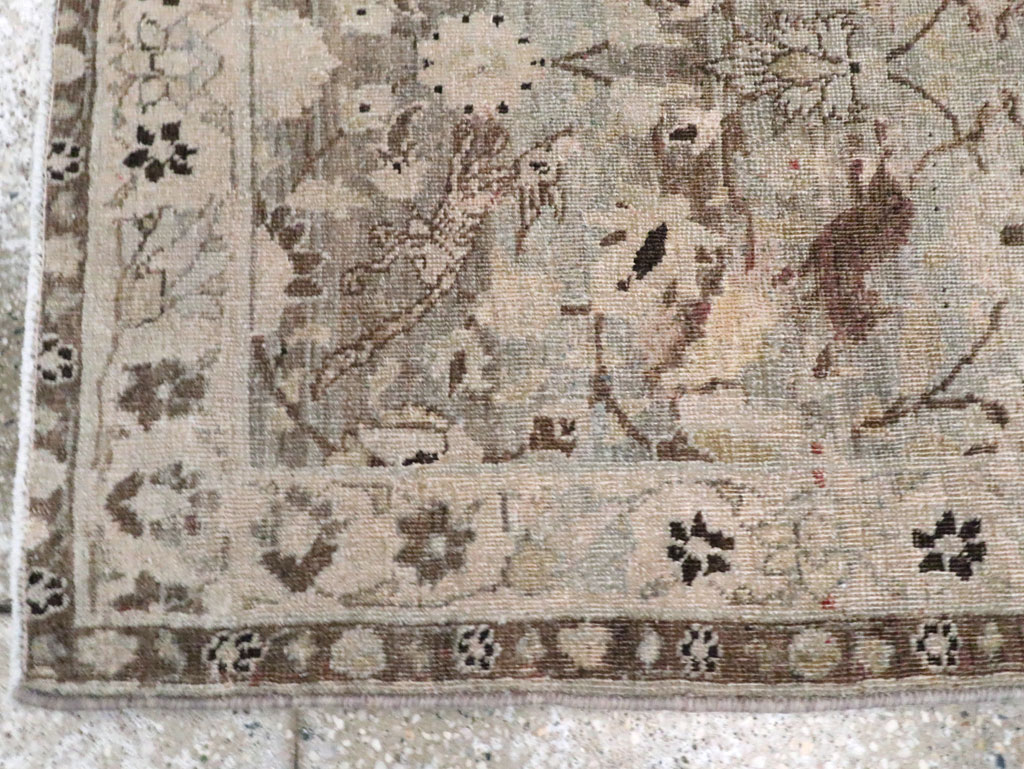 Vintage Persian Sarouk Rug, No.24108 - Gss