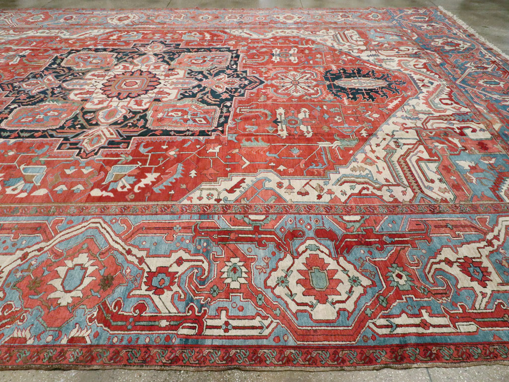 Antique Persian Heriz Carpet, No.24109 - Gss