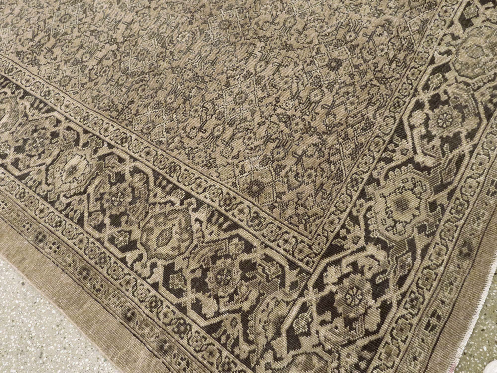 Antique Persian Mahal Carpet, No.24118 - Gss