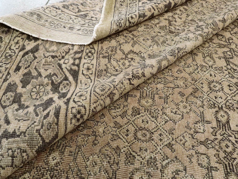 Antique Persian Mahal Carpet, No.24118 - Gss