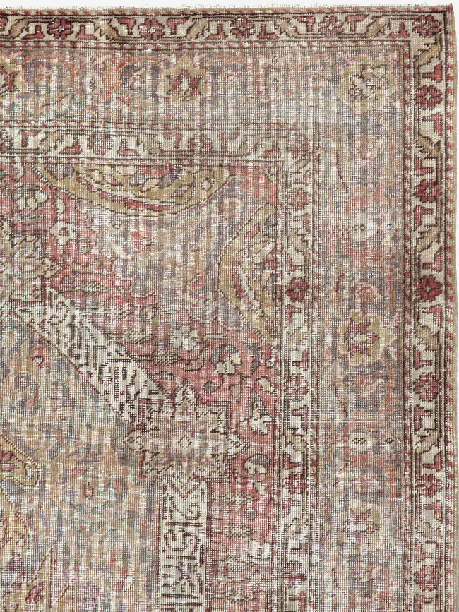 Vintage Turkish Sivas Distressed Rug, No.24121 - Gss