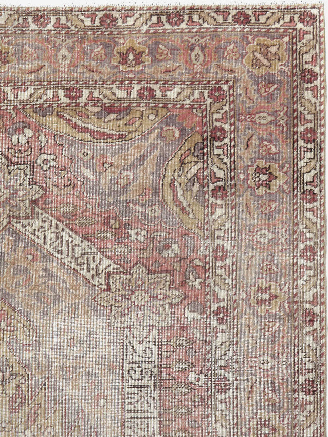 Vintage Turkish Sivas Distressed Rug, No.24121 - Gss