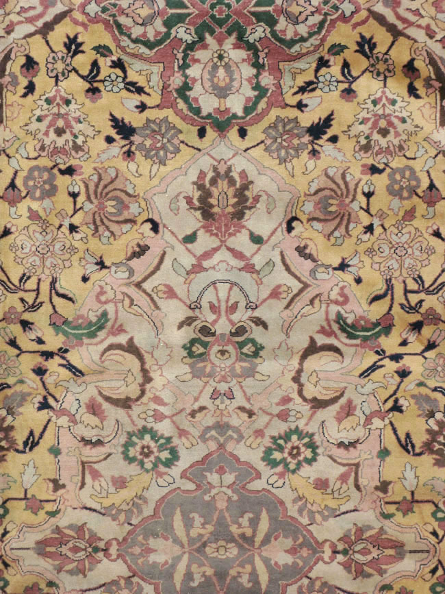 Vintage Indian Lahore Carpet, No.24126 - Gss