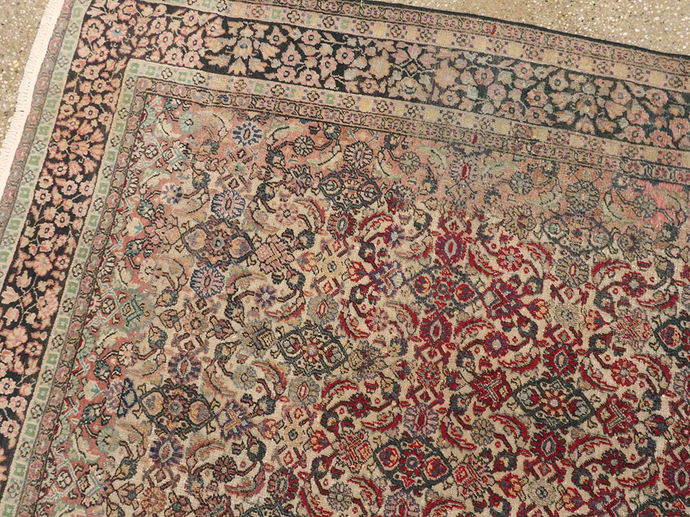 Antique Indian Lahore Carpet, No.24132 - Gss