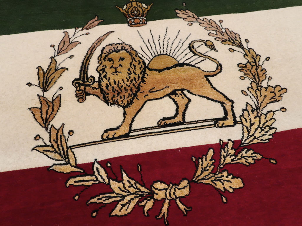 Vintage Persian Tabriz Flag Pictorial Rug, No.24189 - Gss