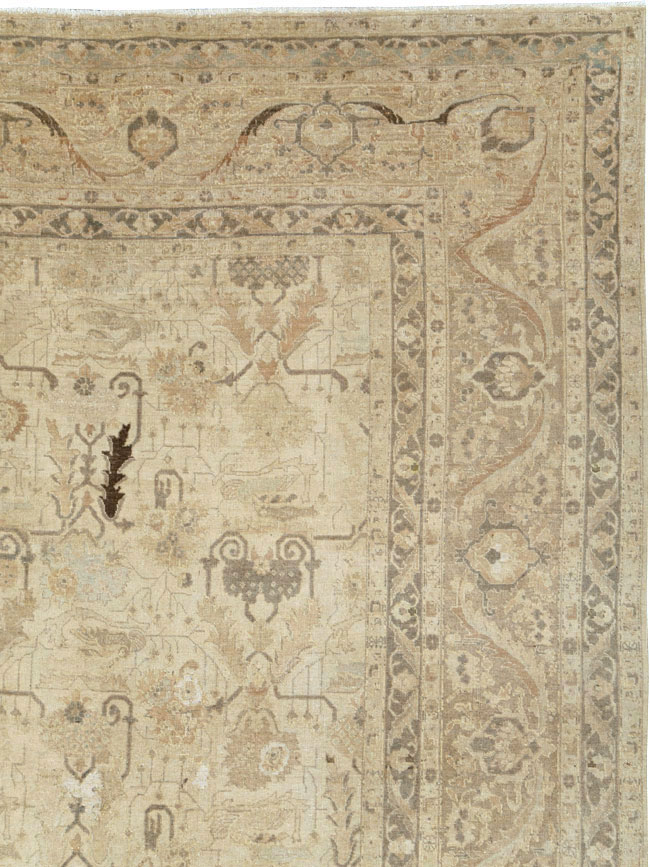 Antique Persian Tabriz Carpet, No.24192 - Gss