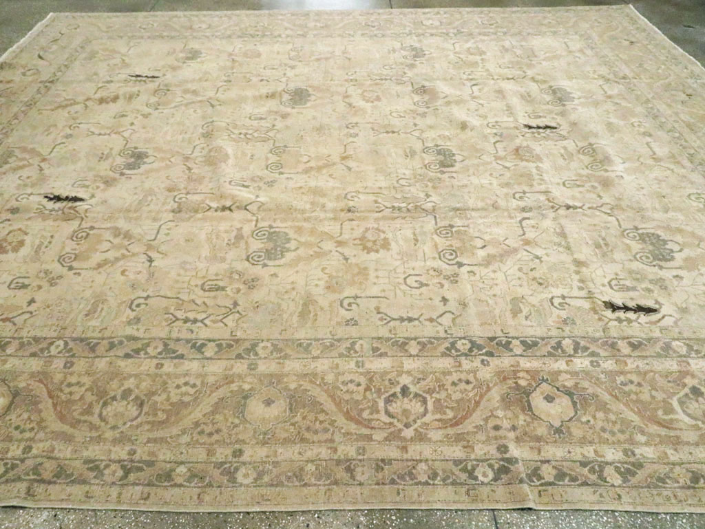 Antique Persian Tabriz Carpet, No.24192 - Gss