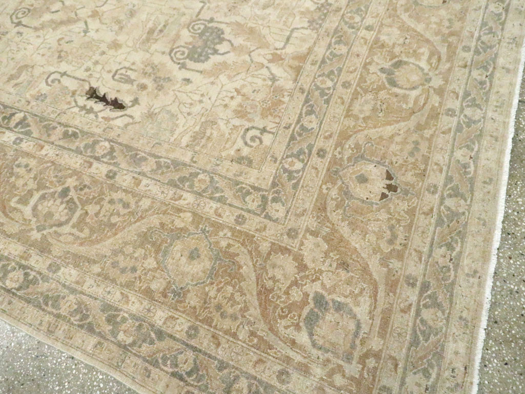 Antique Persian Tabriz Carpet, No.24192 - Gss