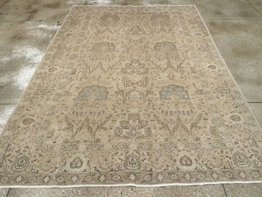 Vintage Persian Tabriz Accent Carpet, No.24210 - Gss