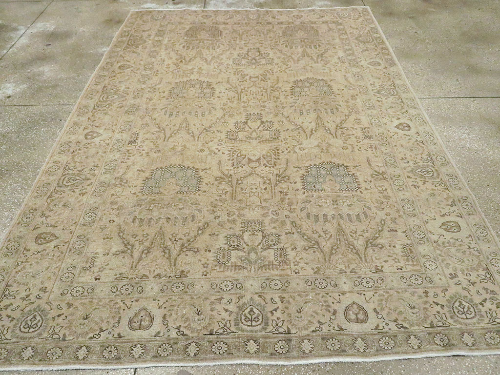 Vintage Persian Tabriz Accent Carpet, No.24210 - Gss