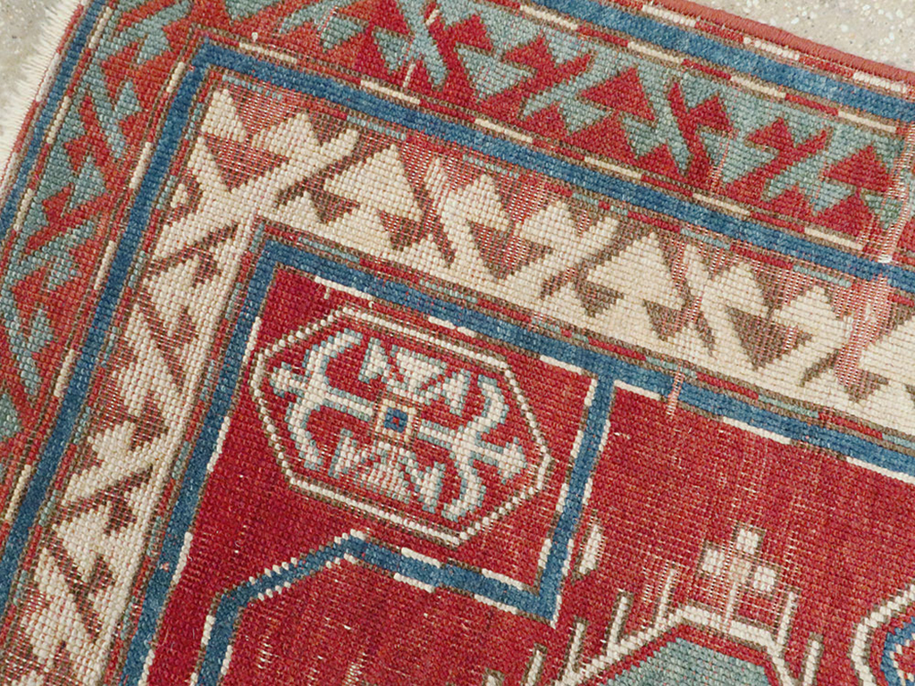 Antique Caucasian Kazak Rug, No.24221 - Gss