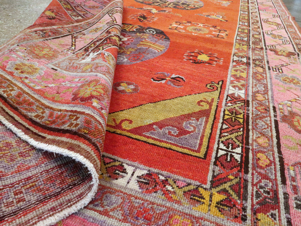 Antique East Turkestan Khotan Gallery Carpet, No.24237 - Gss