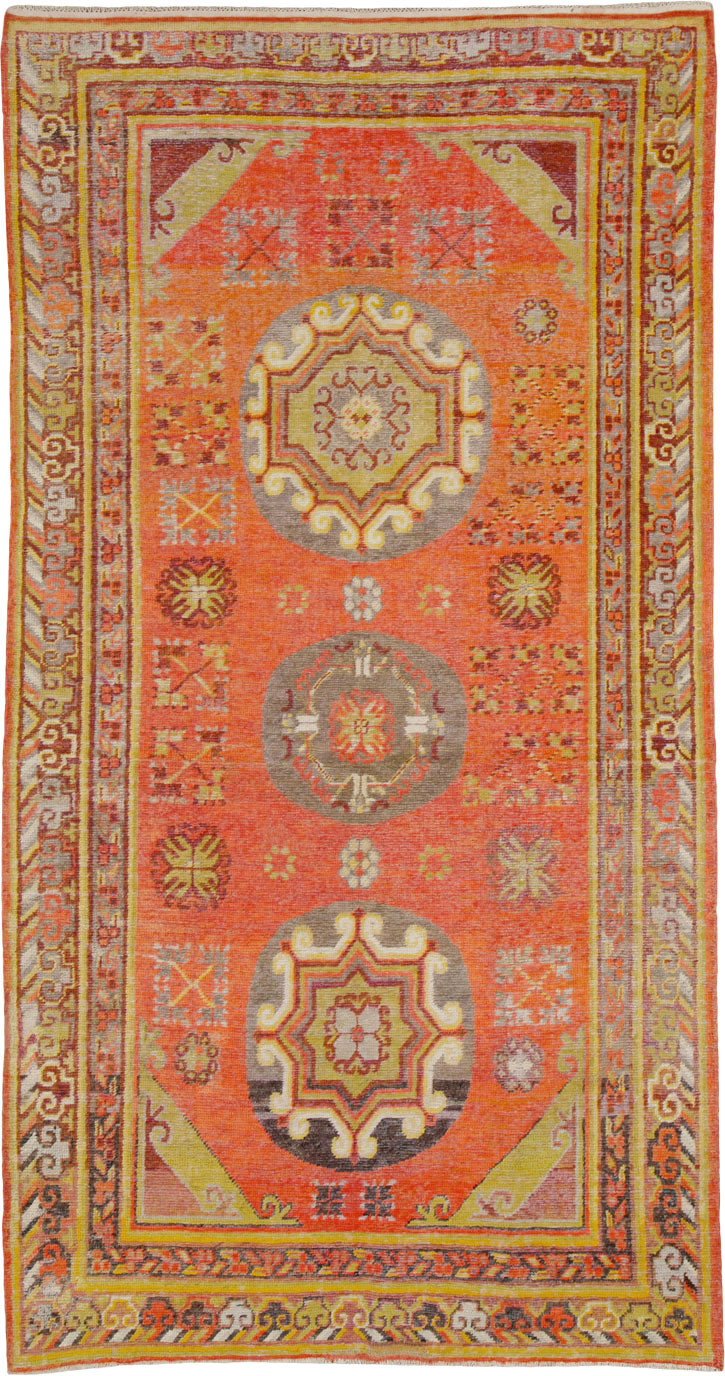 Vintage East Turkestan Khotan Carpet, No.24238 - Gss