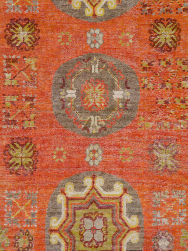 Vintage East Turkestan Khotan Carpet, No.24238 - Gss