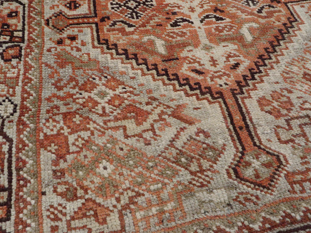 Antique Persian Shiraz Rug, No.24273 - Gss