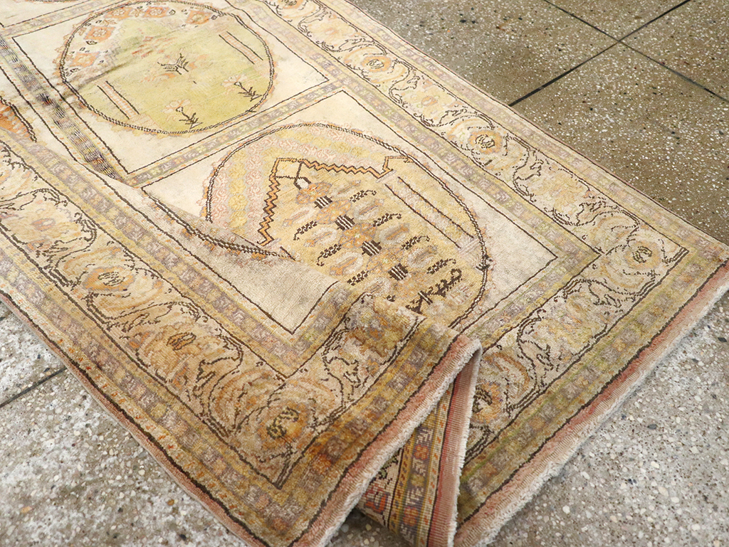 Vintage Turkish Sivas Rug, No.24292 - Gss