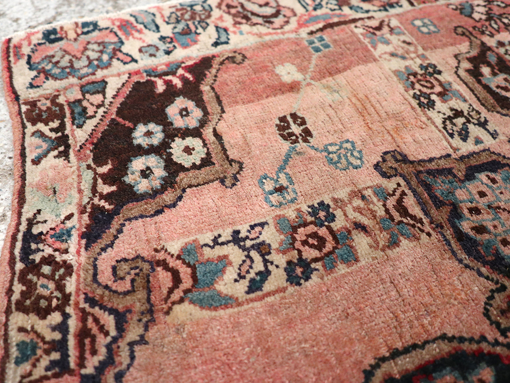 Vintage Persian Bidjar Rug, No.24348 - Gss