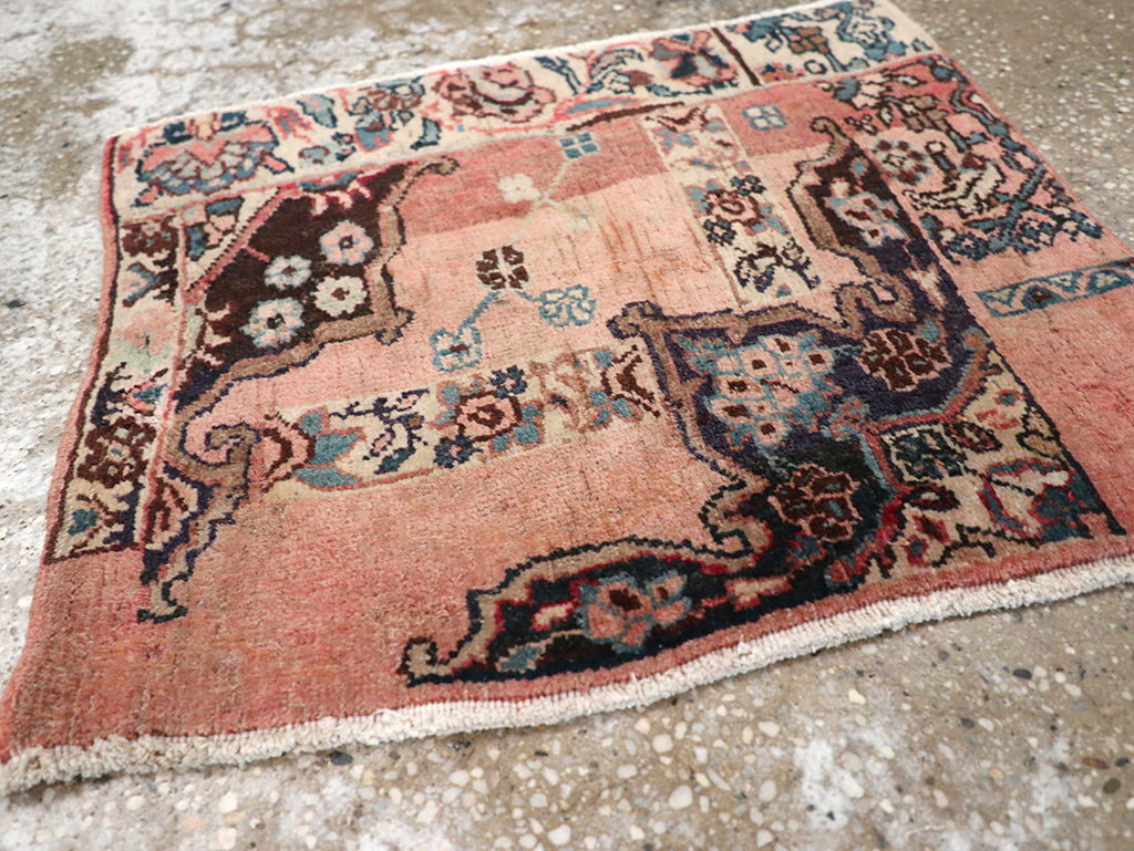 Vintage Persian Bidjar Rug, No.24348 - Gss