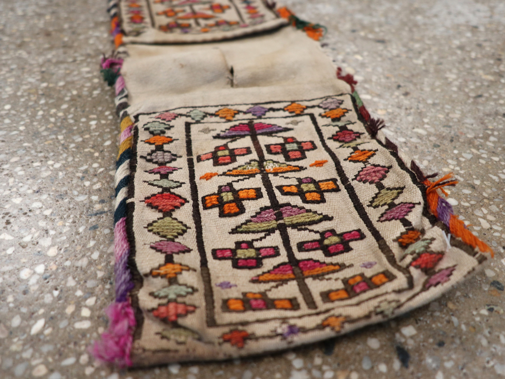 Vintage Persian Saddlebag (Khorjin), No.24357 - Gss