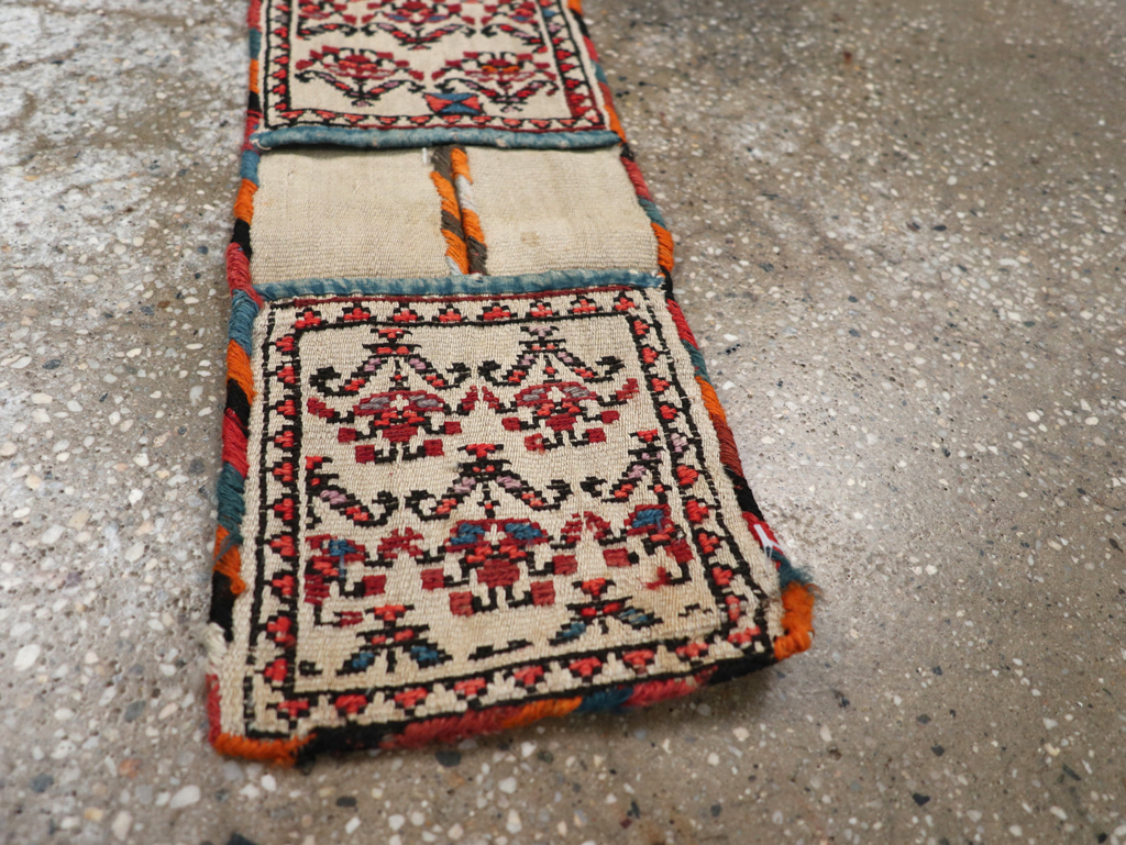 Vintage Persian Kilim Saddlebag (Khorjin), No.24358 - Gss
