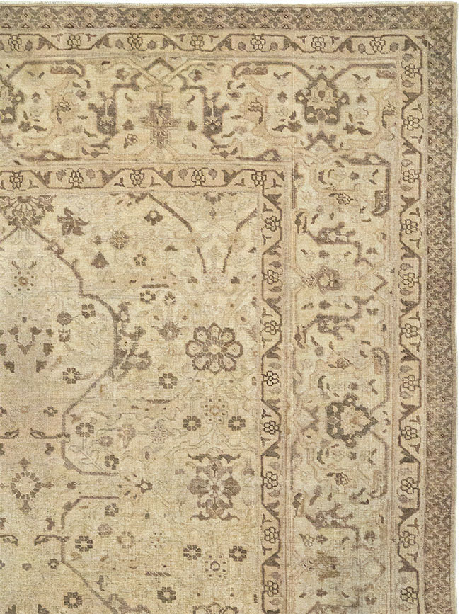 Antique Persian Tabriz Room Size Carpet, No.24379 - Gss