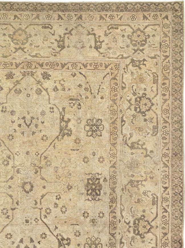 Antique Persian Tabriz Room Size Carpet, No.24379 - Gss