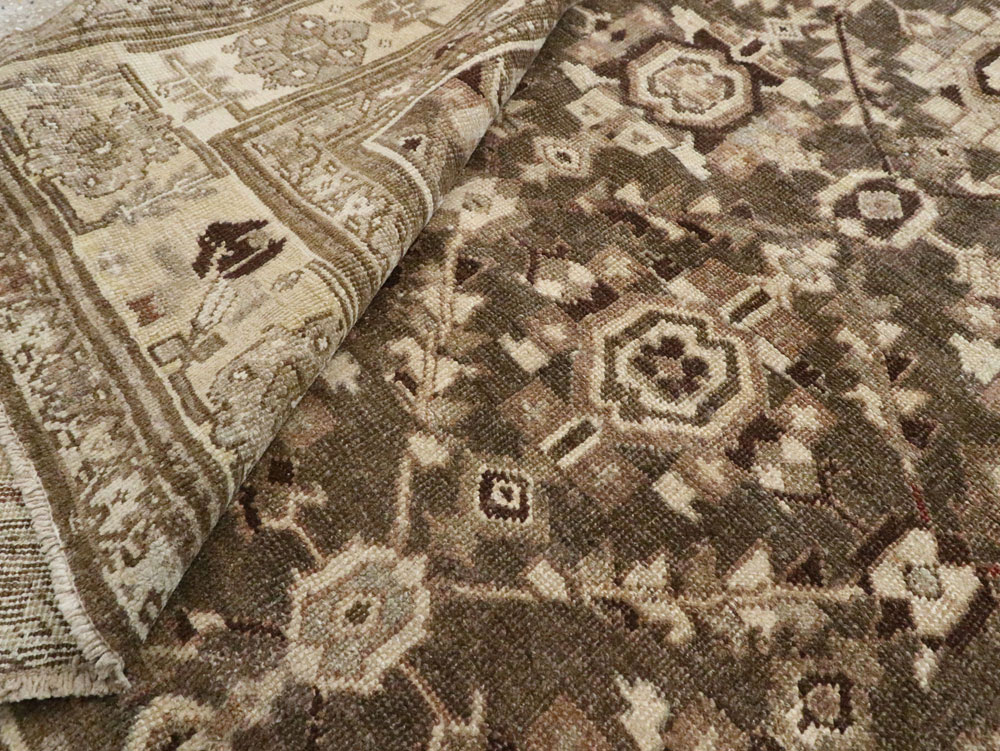 Antique Persian Malayer Gallery Carpet, No.24384 - Gss