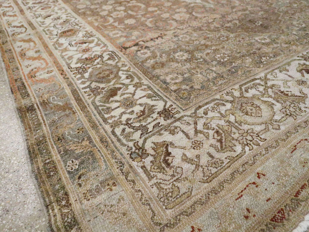 Antique Persian Bibikabad Carpet, No.24388 - Gss