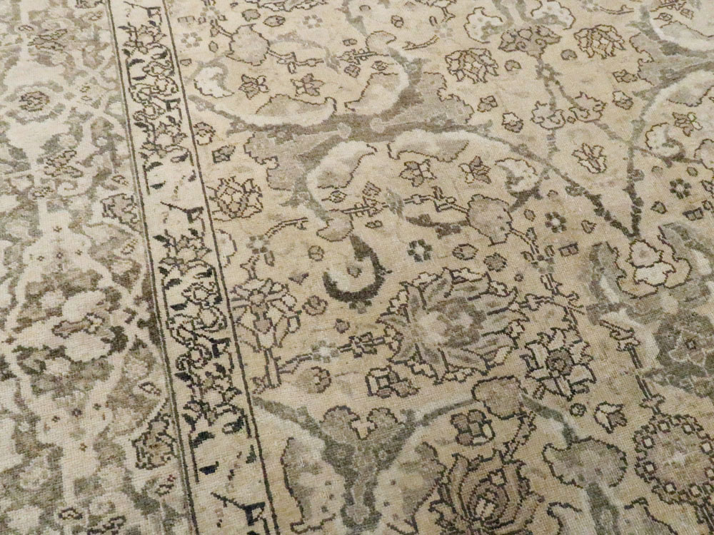Antique Persian Tabriz Carpet, No.24389 - Gss