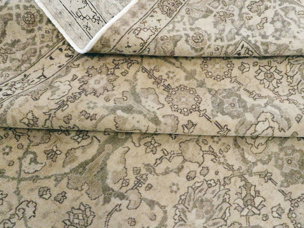 Antique Persian Tabriz Carpet, No.24389 - Gss