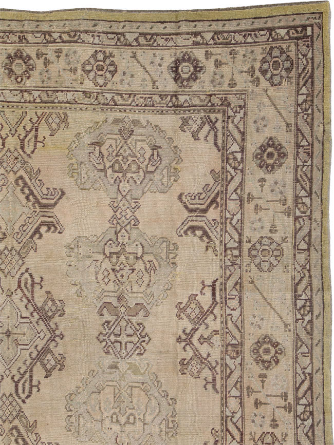 Antique Turkish Oushak Rug, No.24396 - Gss