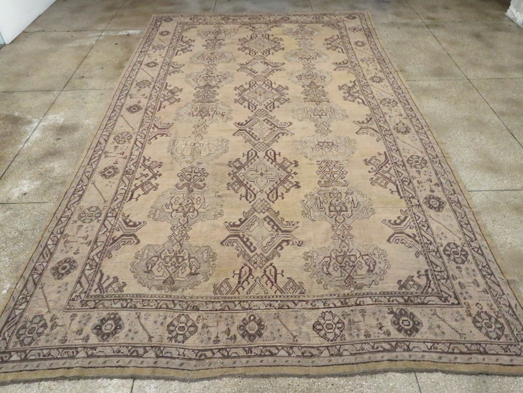 Antique Turkish Oushak Rug, No.24396 - Gss