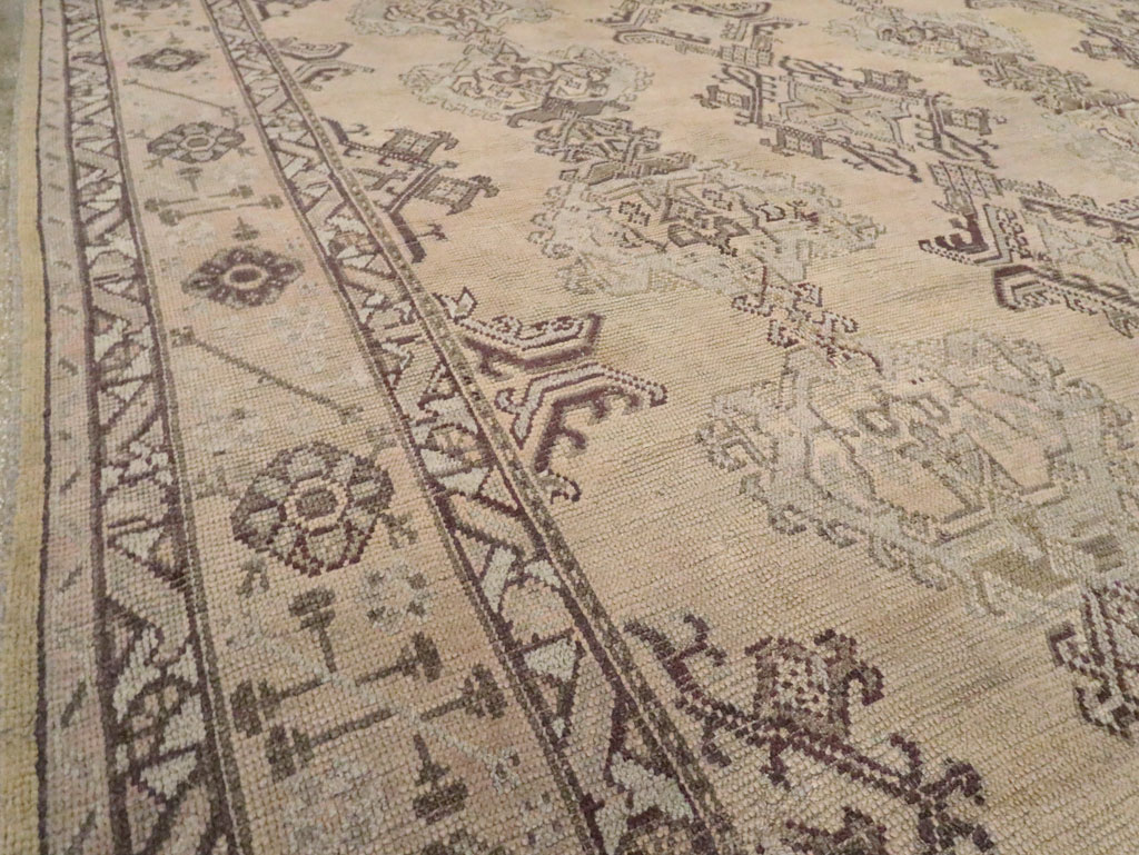 Antique Turkish Oushak Rug, No.24396 - Gss