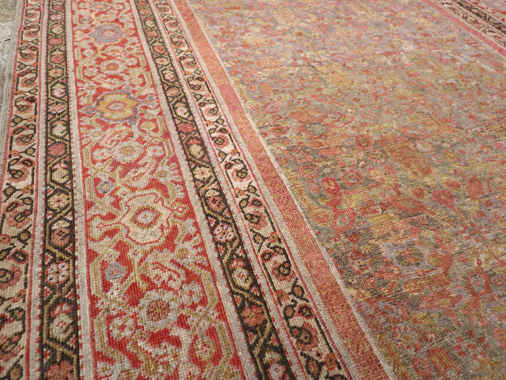 Antique Persian Mahal Gallery Carpet, No.24410 - Gss