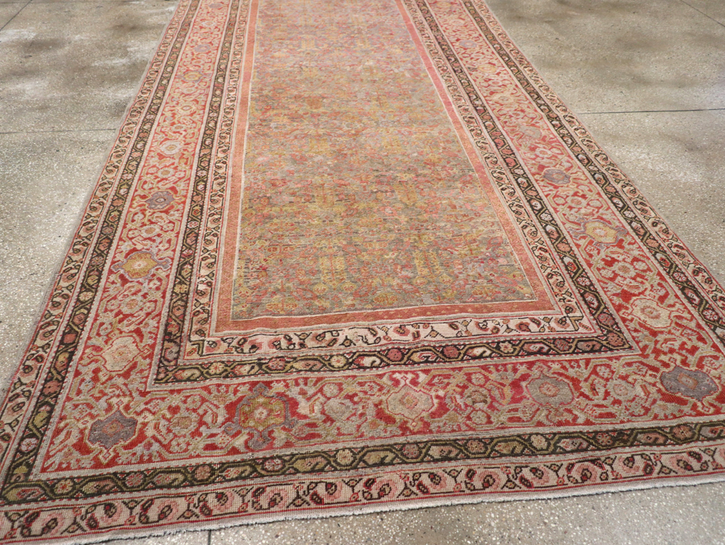 Antique Persian Mahal Gallery Carpet, No.24410 - Gss